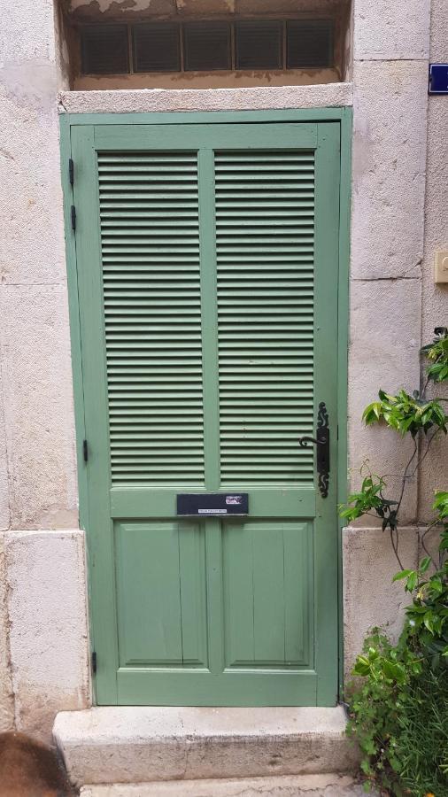 דירות Ceyreste Le Logis De La Fontaine מראה חיצוני תמונה